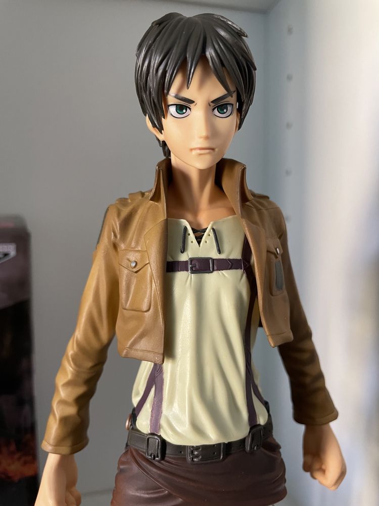 Figura Eren Yeager - Attack on Titan