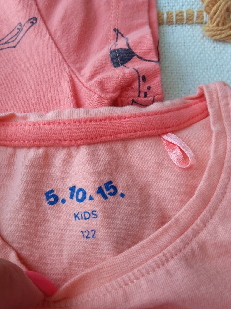 Bluzki t-shirty krótki rękaw 5.10.15 r.116