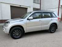 Продаю машину Suzuki Grand Vitara