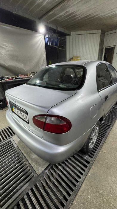 Daewoo Sens 2005 р. — економний, простий, без зайвих проблем. Чернівці