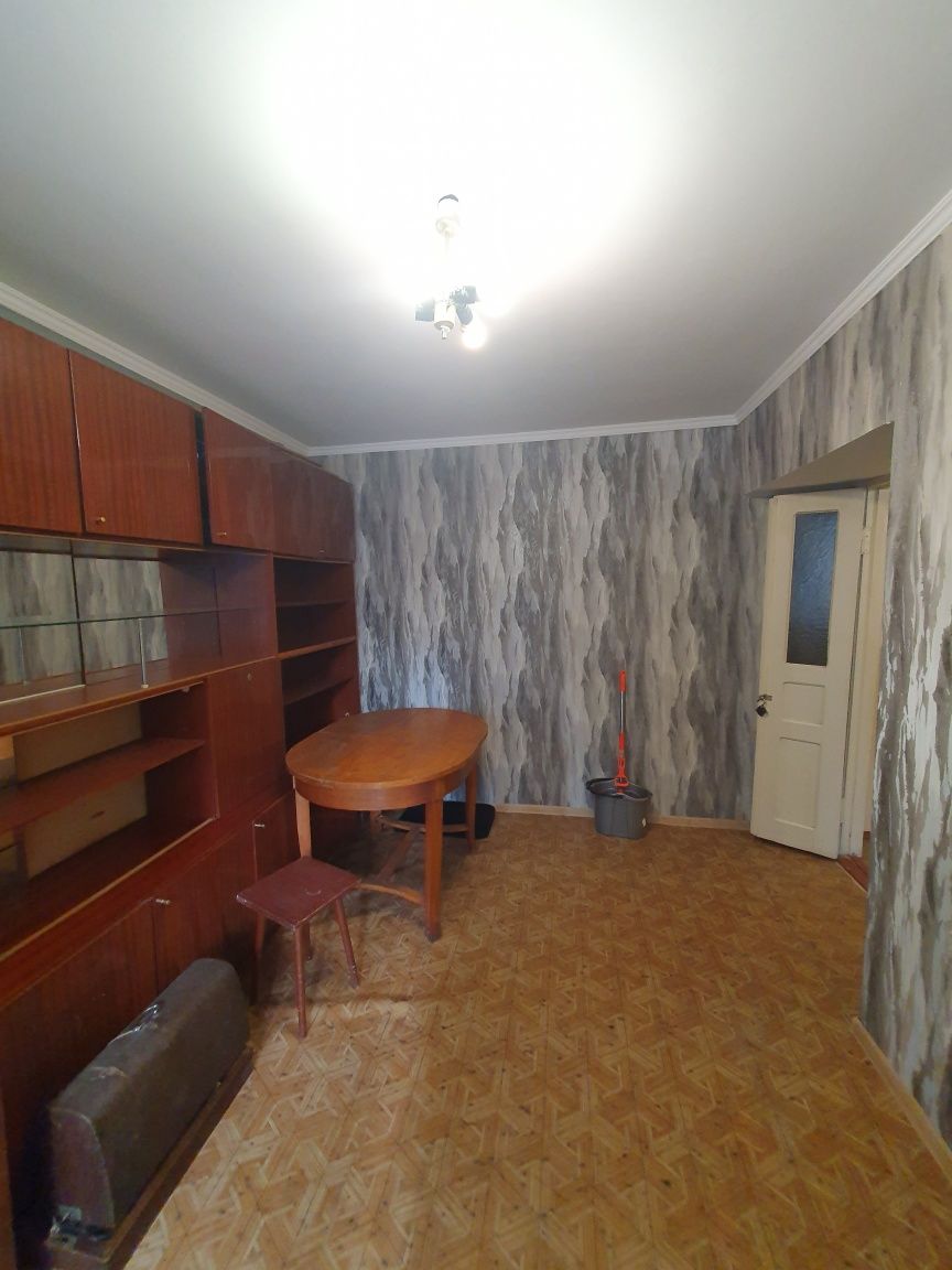 Продаётся 3-х комн. крупногаб. кв-ра. Лески. Карпенко/Крылова