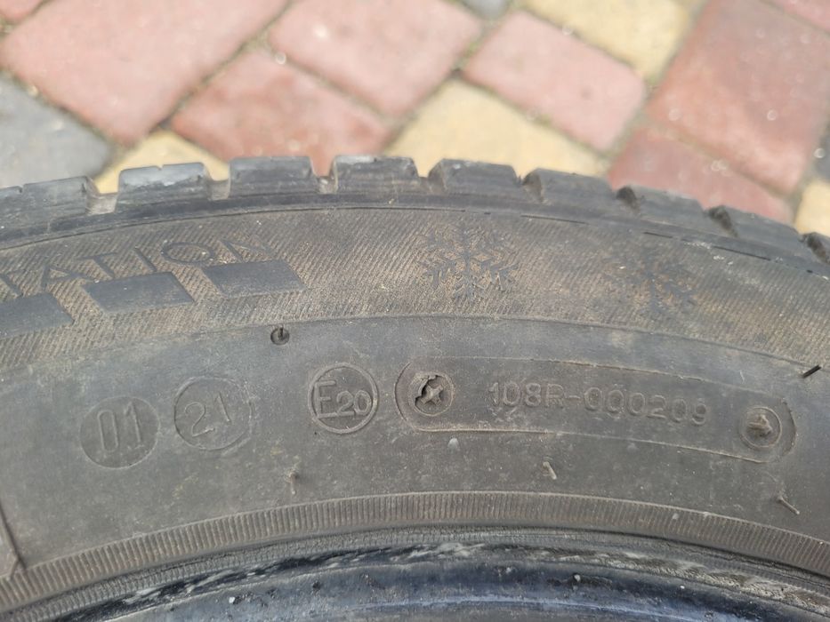 Opony wielosezonowe 205/55/16 4szt.