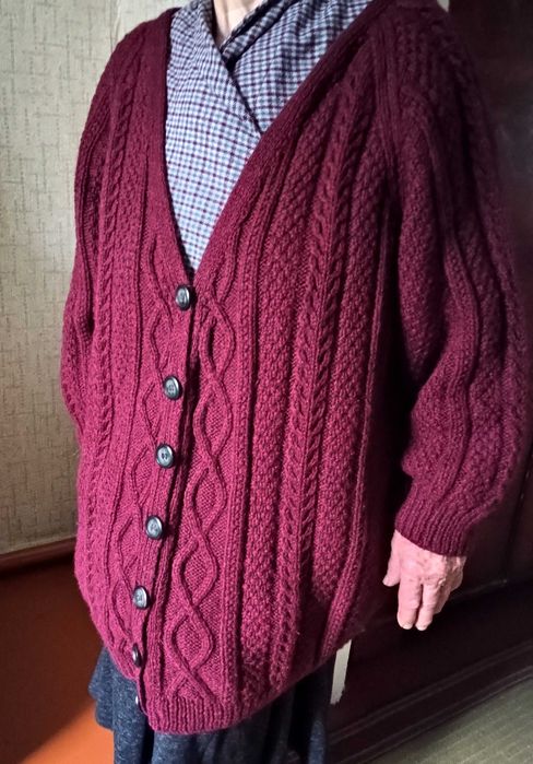 Бордова вишнева кофта в'язана дуже великий розмір вовна