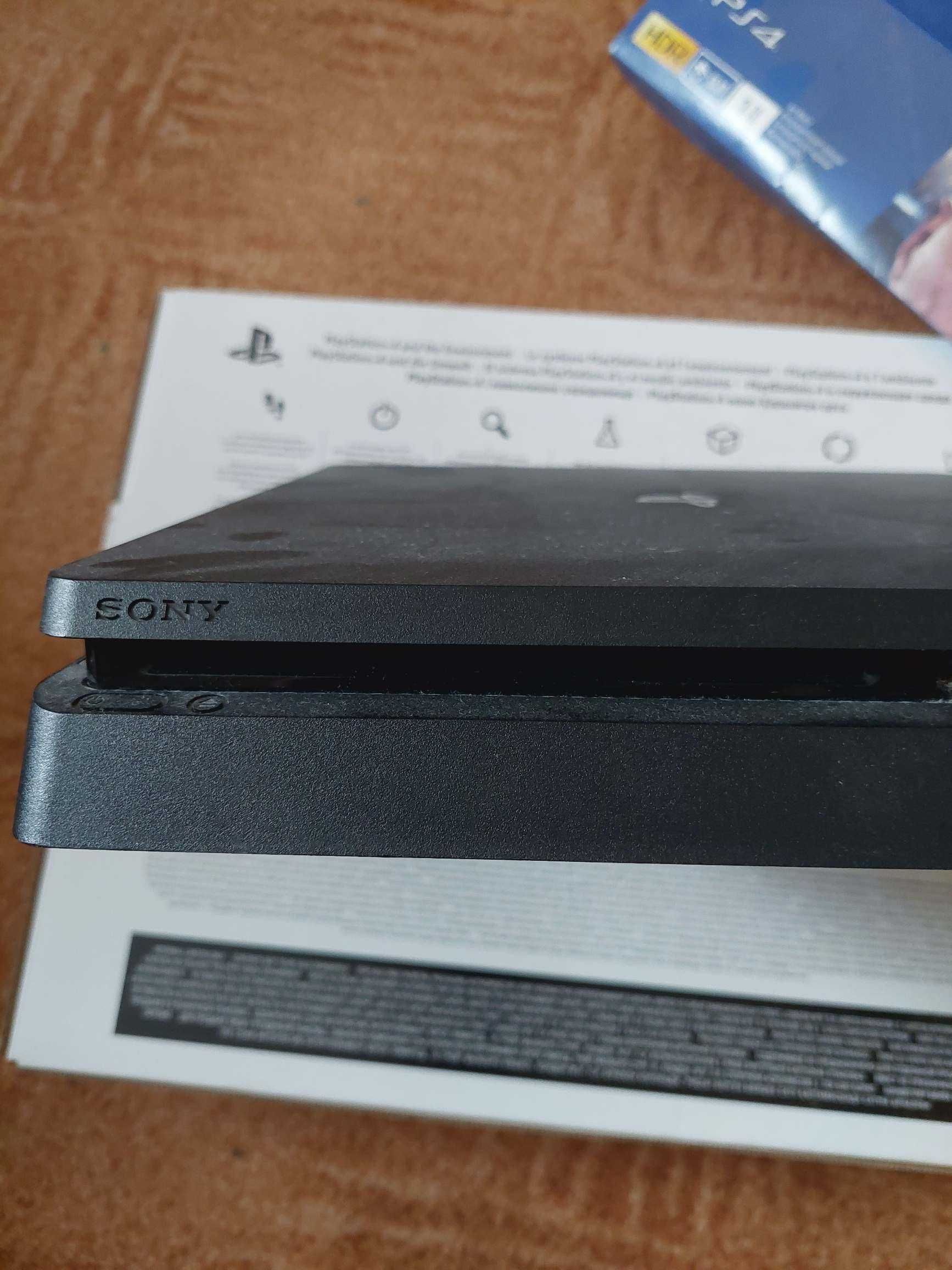 PlayStation 4 slim 1 tb отличное состояние