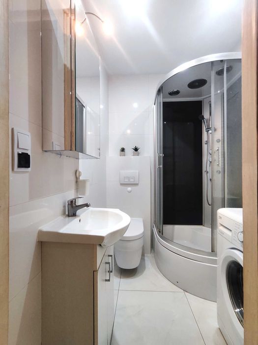 wynajmę mieszkanie 4 pokoje, I p. w centrum