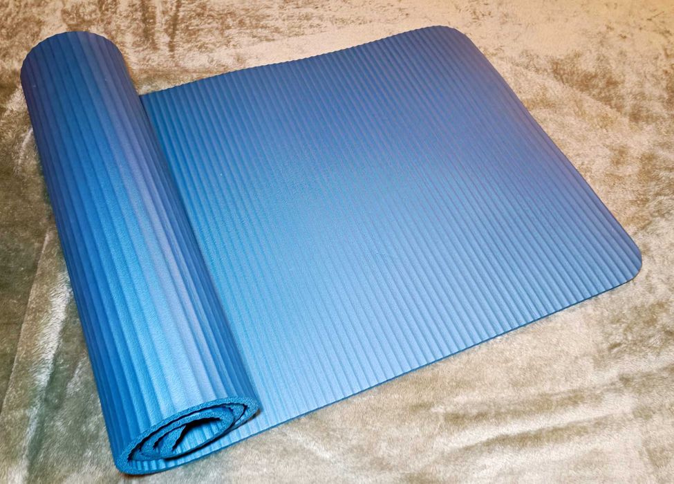 Mata do pilatesu Domyos comfort 10 mm (160x55cm)