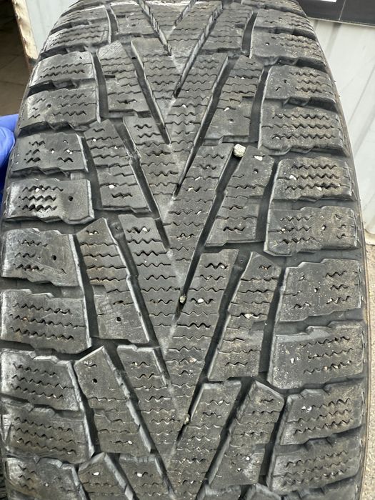 Зимова гума Roadstone (Nexen) Wingard WinSpike 225/55 R18