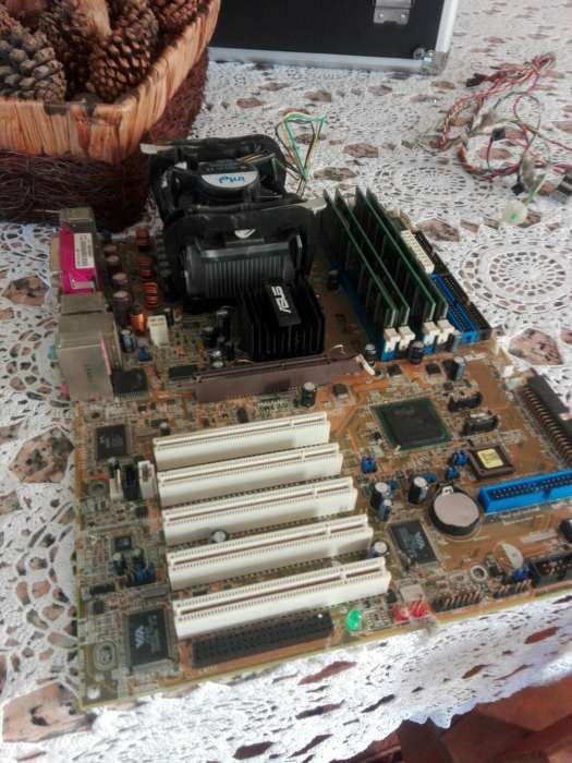 Motherboard ASUS P4P 800