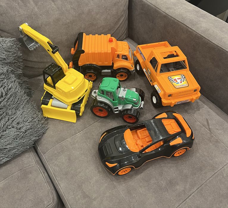 Іграшки для хлопчика