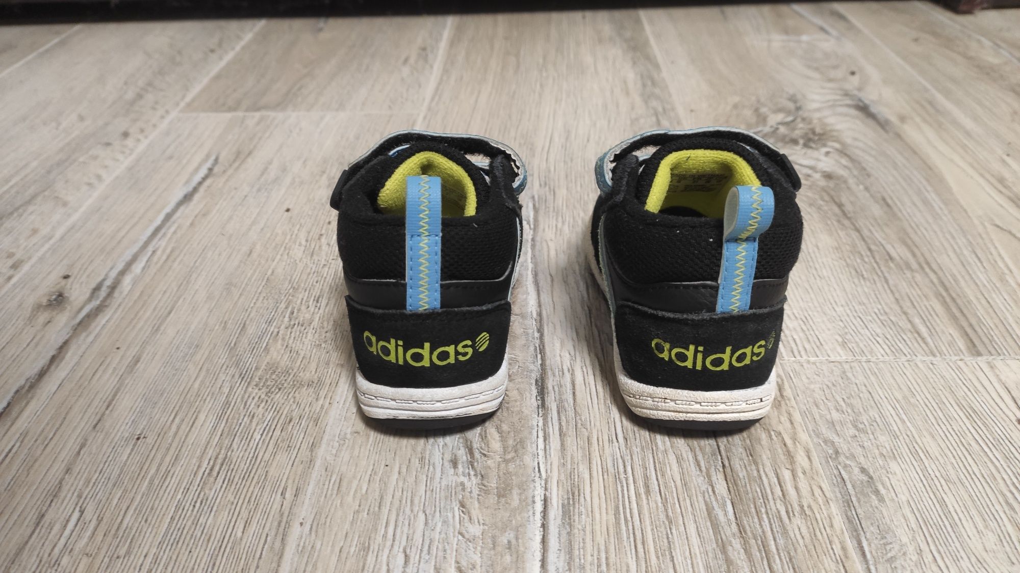 Кросівки Adidas р-21