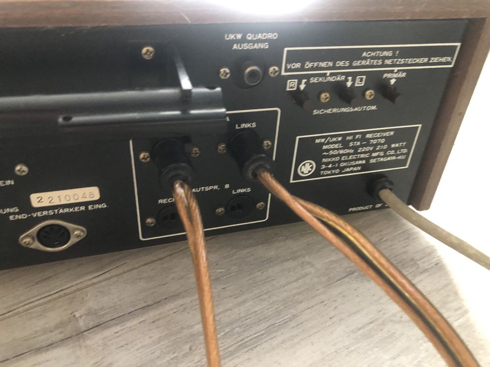 Amplituner Nikko STA-7070