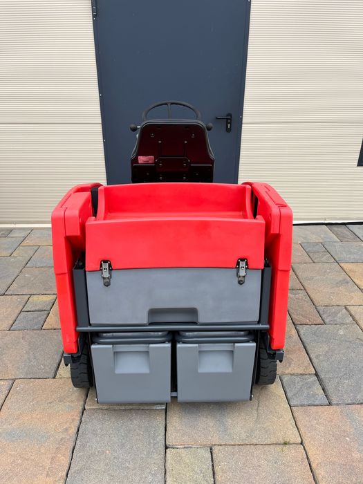 Zamiatarka Hako Jonas 980 V