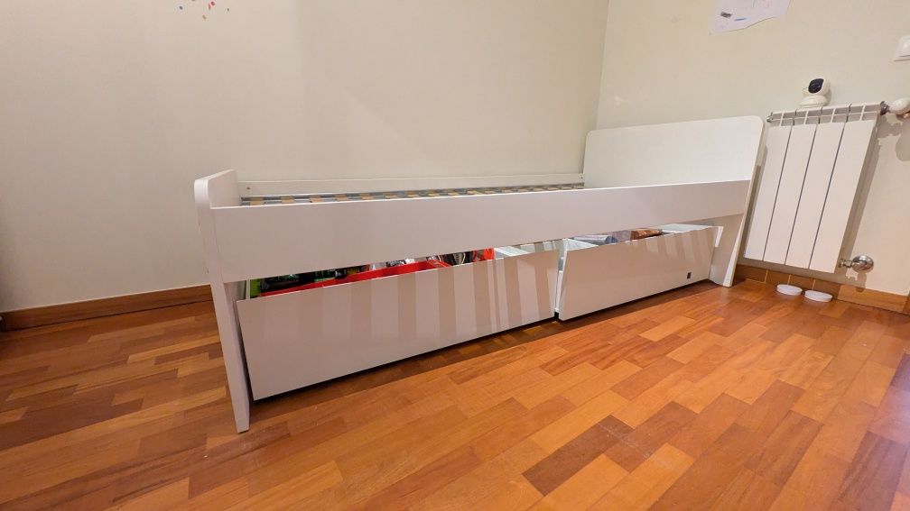 Cama solteiro IKEA