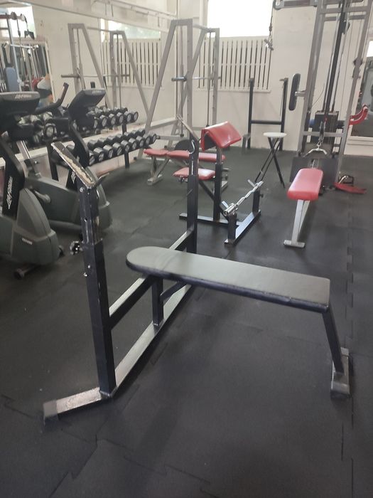 Ławka do wyciskania Ławeczka na klatkę Ławka olimpijska