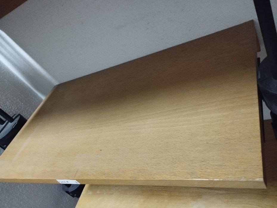 Vendo duas estantes de escritório/loja