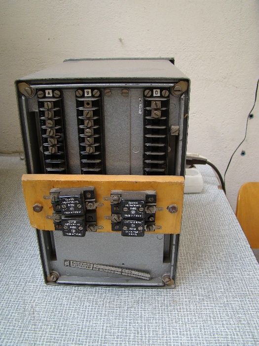 stary rejestrator temperatury prl