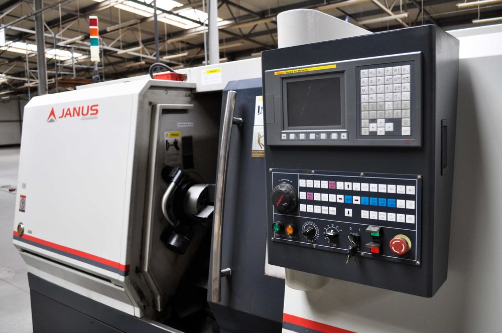 Tokarka numeryczna CNC Janus HTC2050