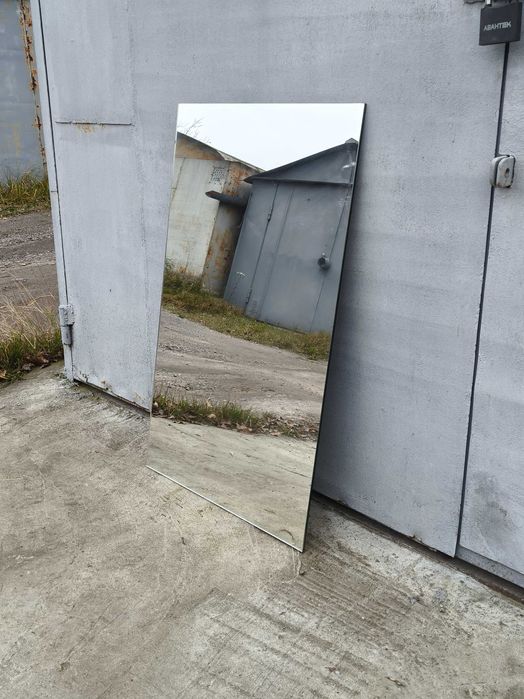 2-стороннее зеркало в хорошем состоянии