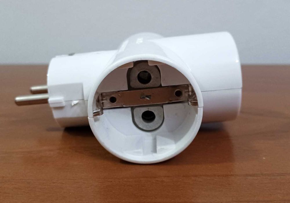 Bloco de tomadas / Tripla