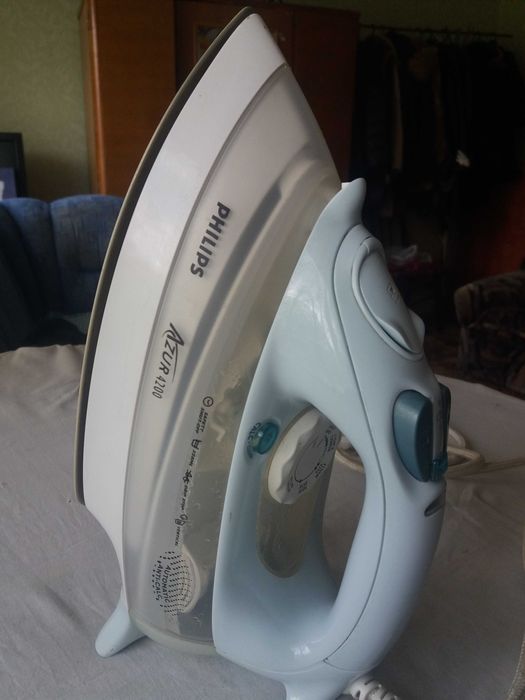 Праска (утюг) Philips Azur 4200