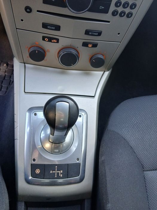 Sprzedam Opla Astrę H