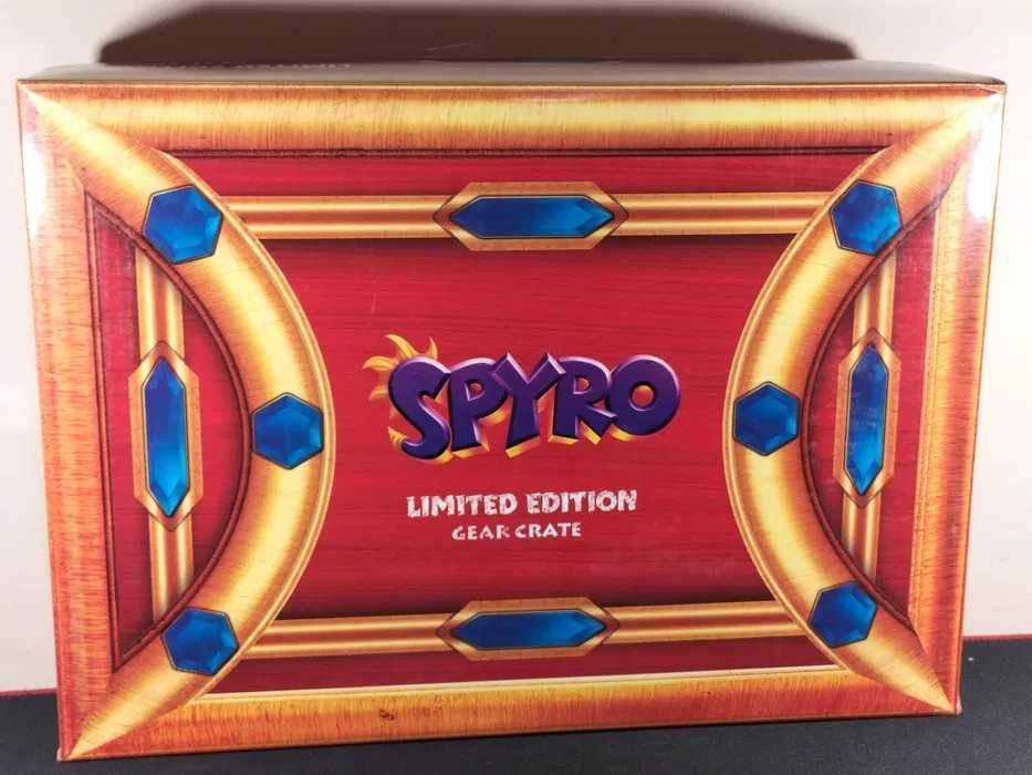 Spyro box Gear crate gadżety smycz przypinka czapka porfel kubek