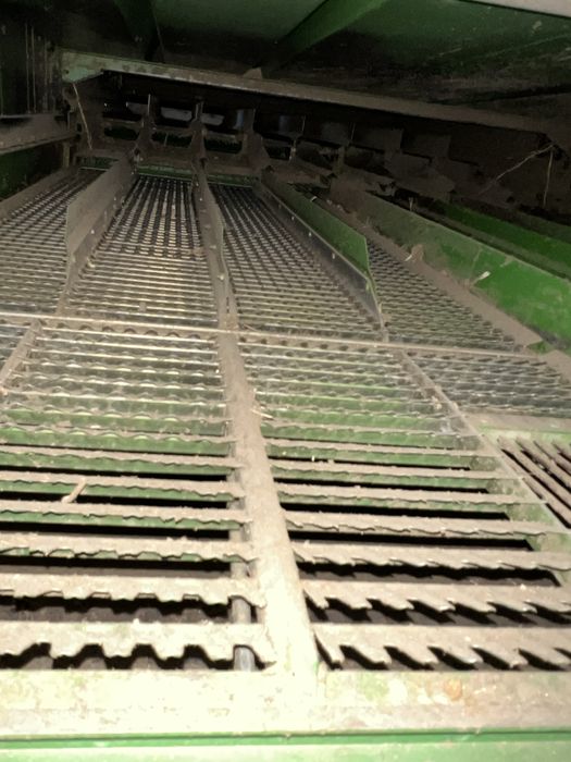 Прадам комбайн John Deere 2066