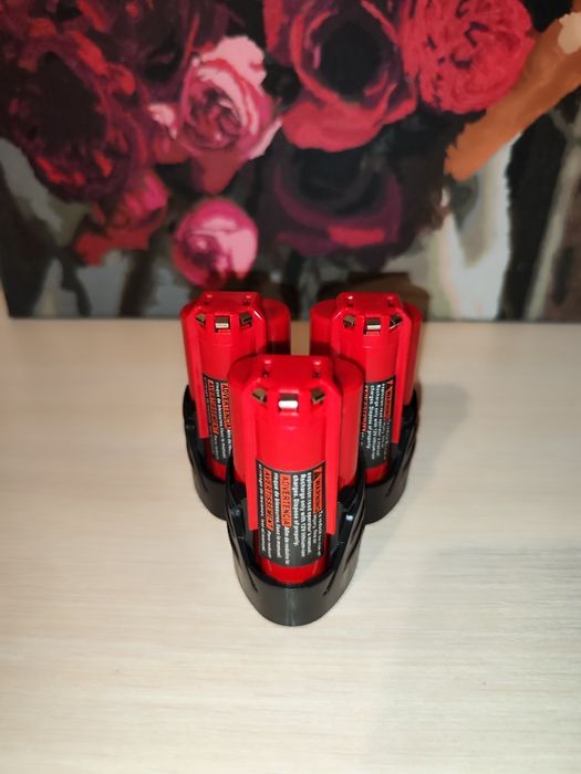 Акумулятор Milwaukee M12 3.0Ah (нові)