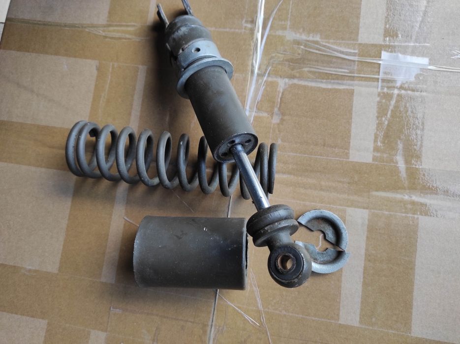 Amortyzator MW 650 750 K750 sprawny dyfer lampa bak i inne części