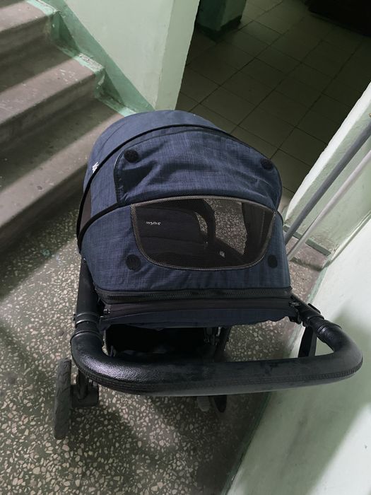 Прогулянкова коляска Jole