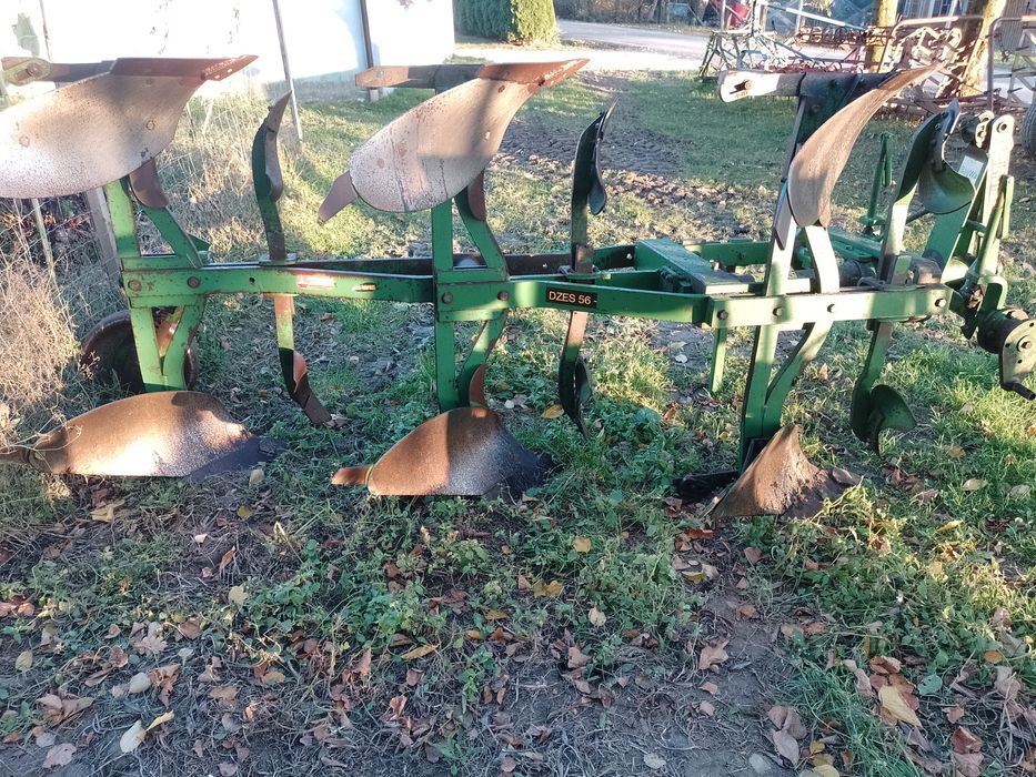 Sprzedam pług 3 skibowy obrotowy