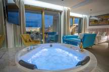 Luksusowe Apartamenty z Jacuzzi i Widokiem Na Odrę