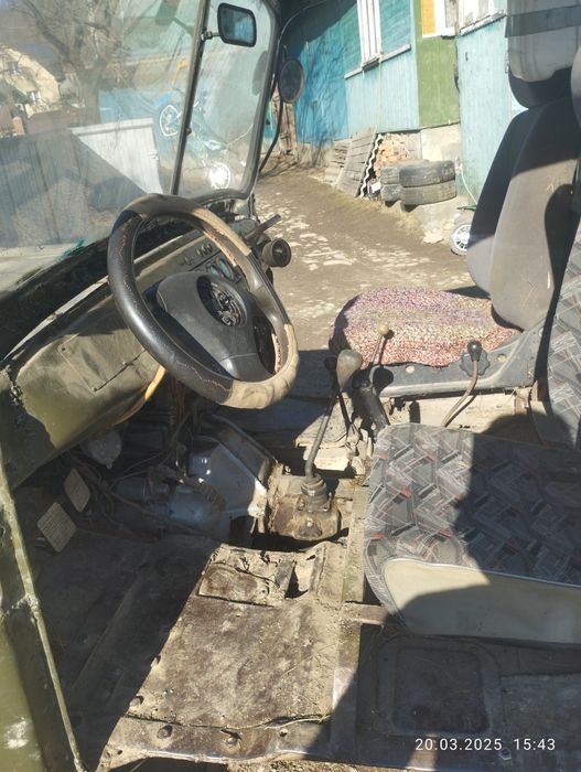 Продається уаз на ходу з робочою лебідкою ціна договірна деталі по тел