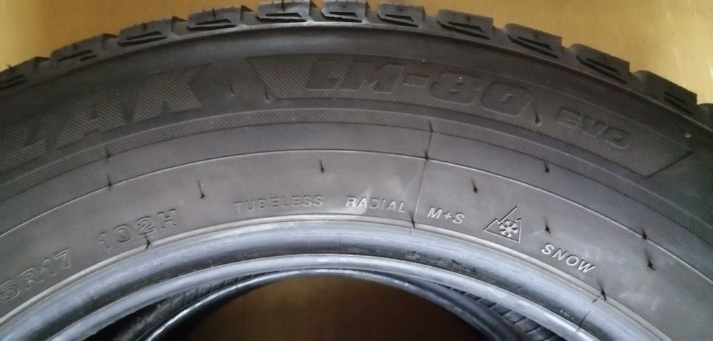 225/65/17 bridgestone 2szt zimowe