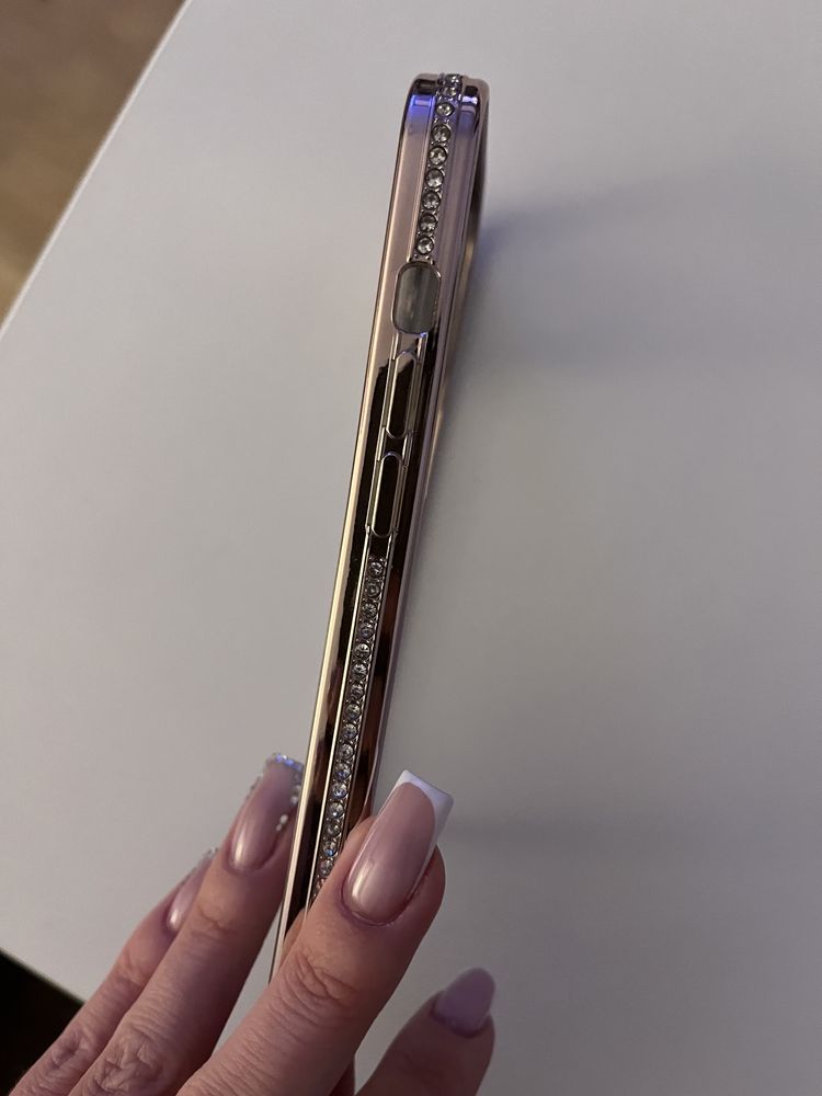 Etui kryształki Iphone 13