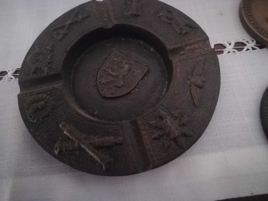 Coleção de medalhas em BRONZE