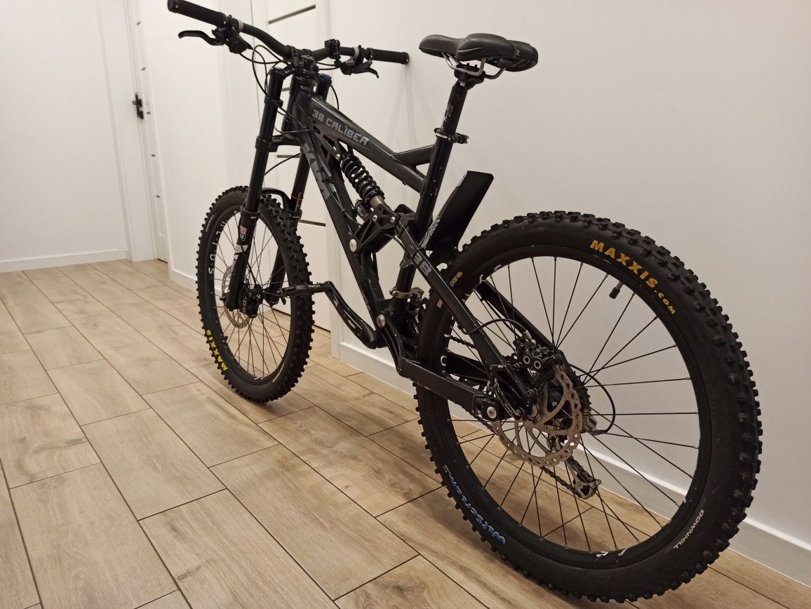 KTM Caliber 38 Full Boxxer - FULL DH FR