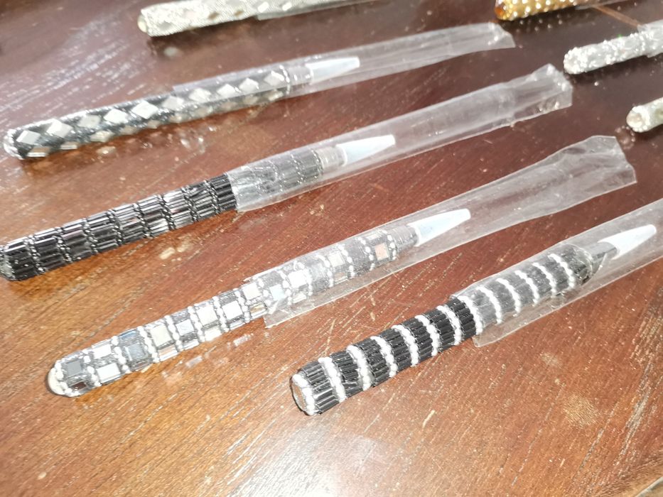 Lote 41 canetas novas