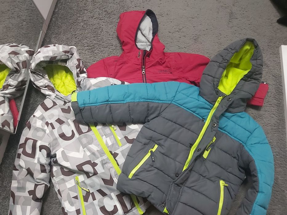 Trzy kurtki r. 110