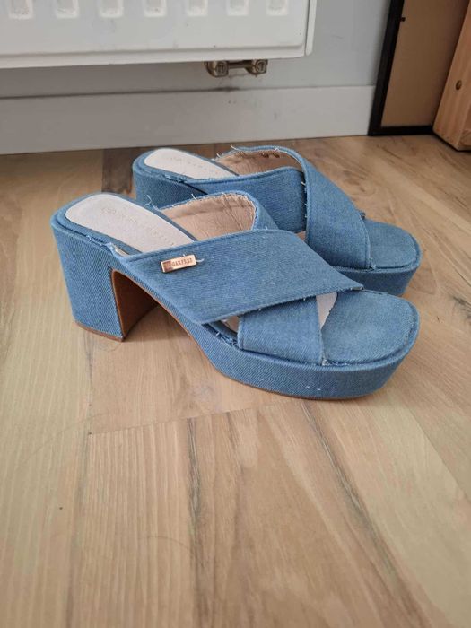 37 Sugarfree niebieskie klapki na obcasie skóra skórzane denim buty