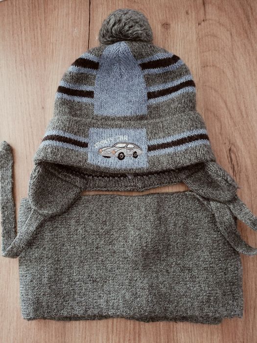 Czapka zimowa chłopięca + szalik rozm.2/4 lata + gratis