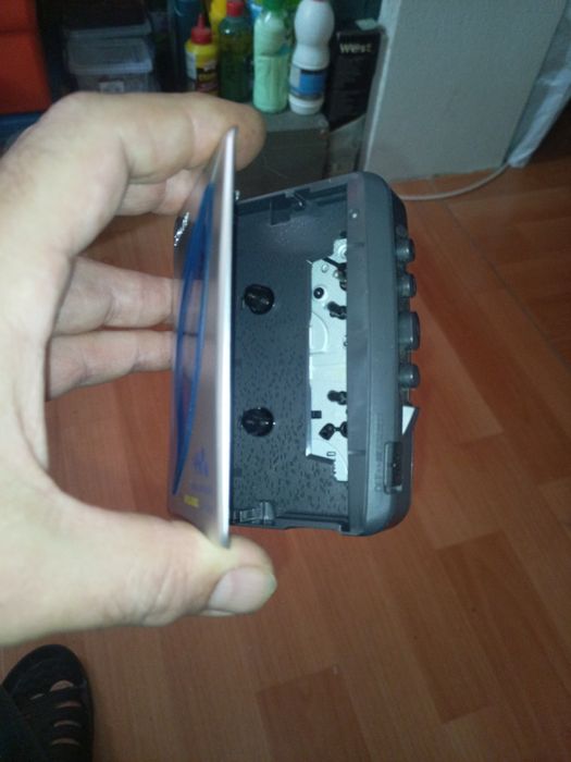Кассетный плеер Sony, новый