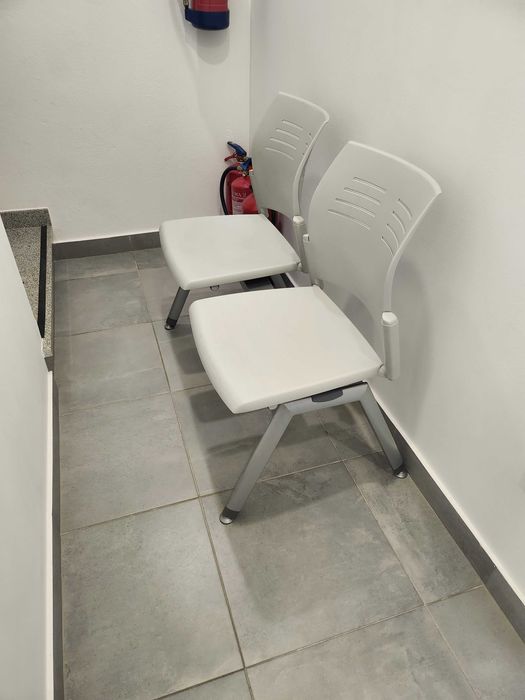 Cadeiras sala de espera