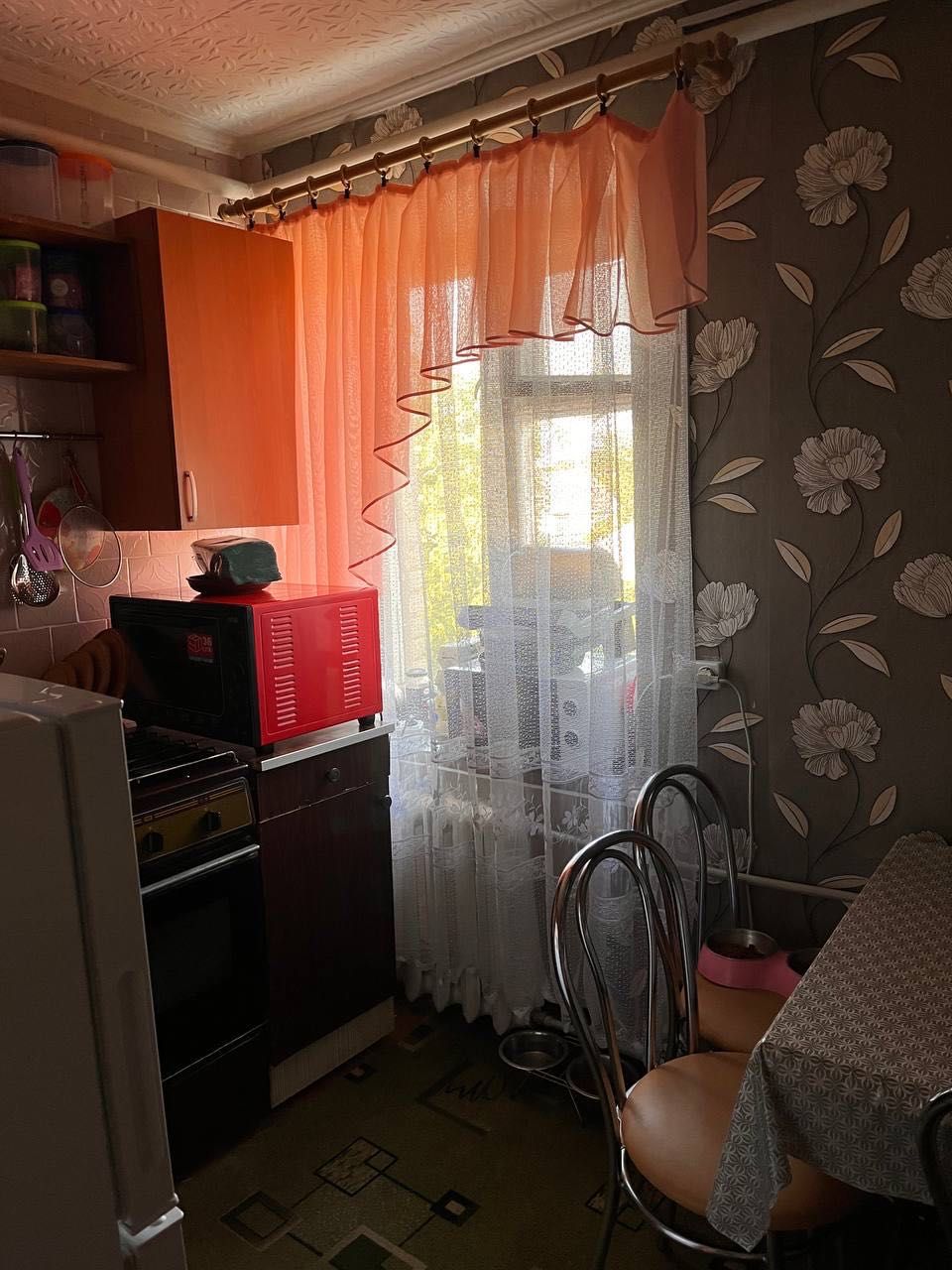 Продается 2-х комнатная квартира, район - черевковка
