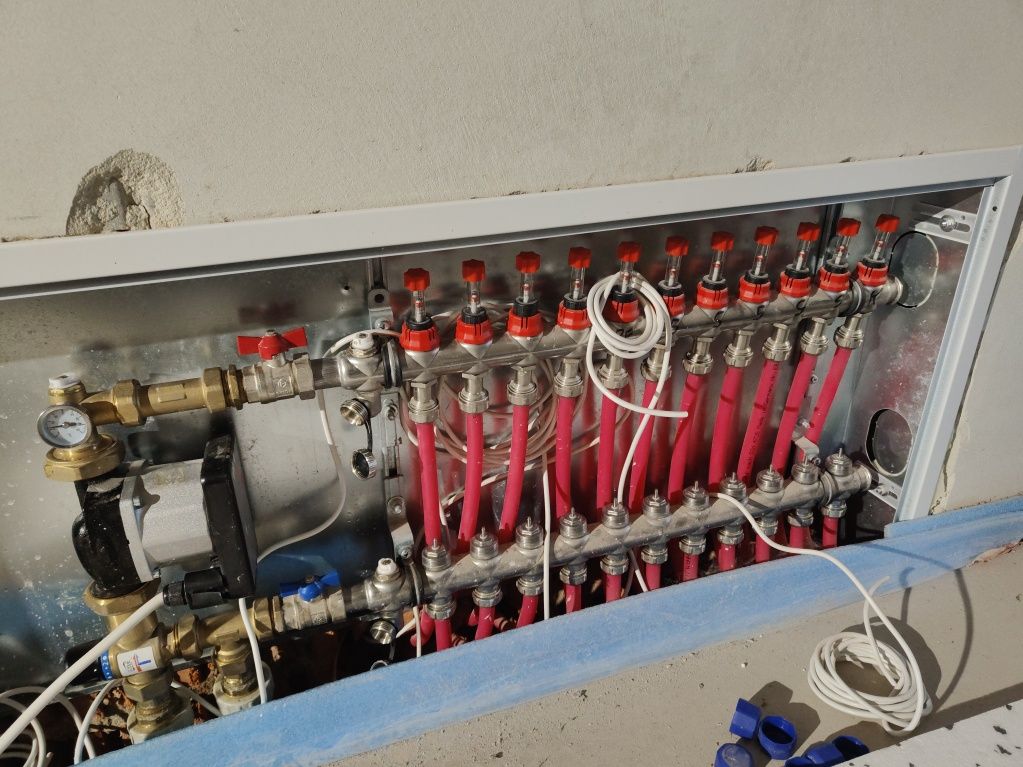Hydraulik, usługi hydrauliczno-gazowe