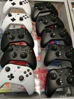 PAD Xbox One czarny,biały (grywanda.pl)