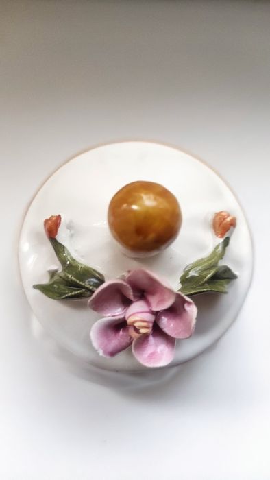Pojemnik cukiernica włoska porcelana puzderko
