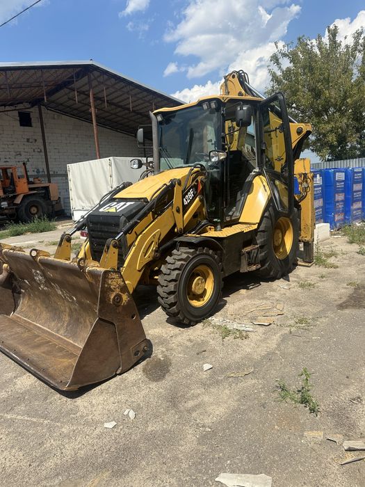 Продам Екскаватор-навантажувач CAT428f2