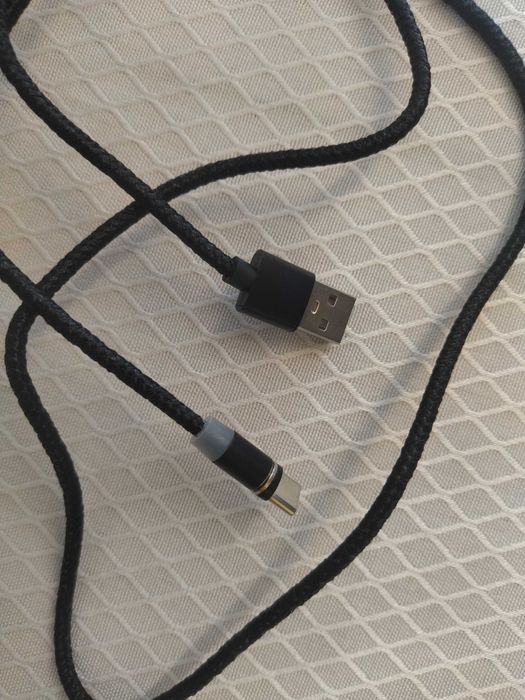 Магнітний USB-кабель для зарядки зі штекером Type-C (3 шт. по 80 грн.)