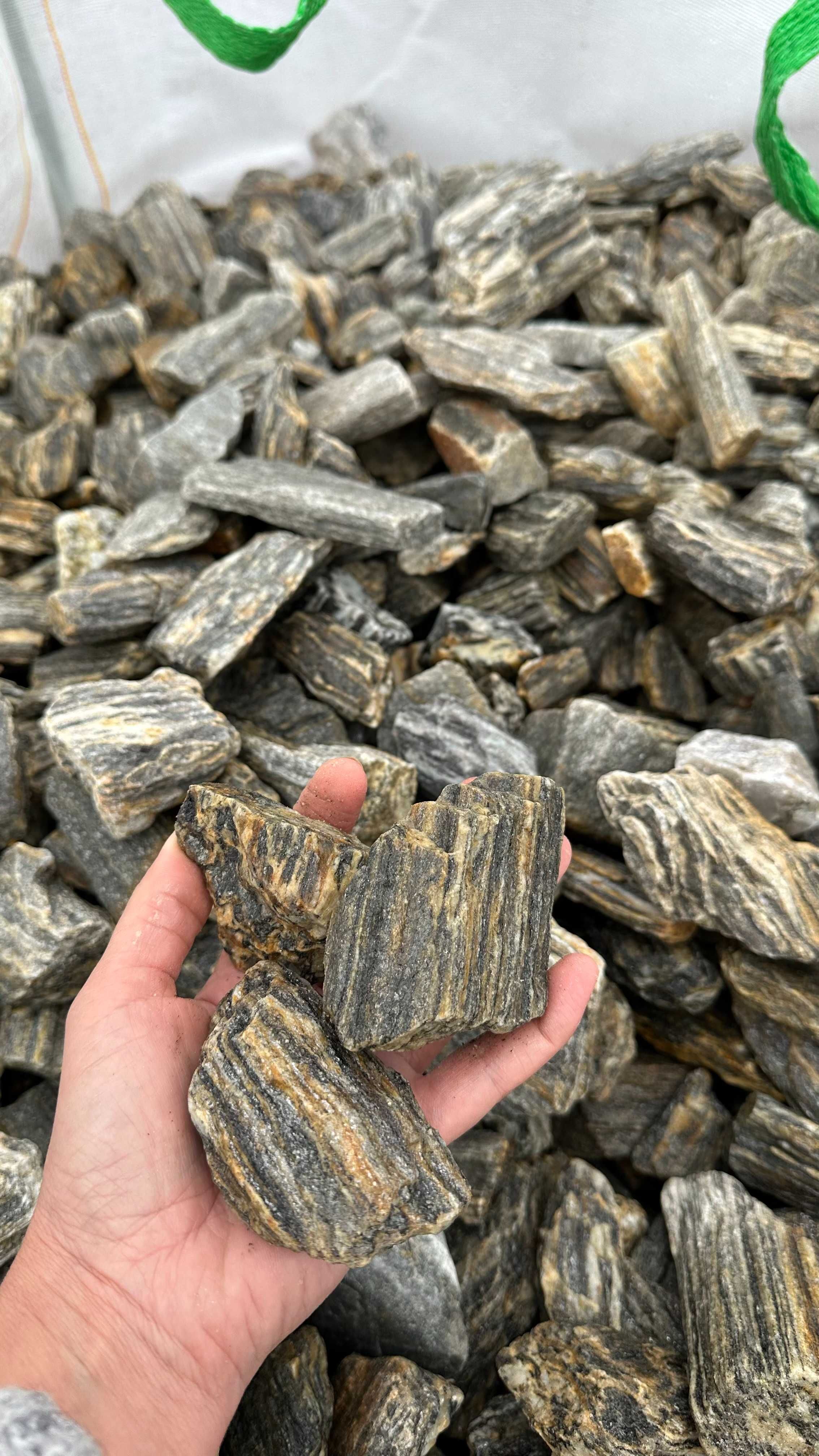 Kora kamienna kruszywo ozdobne kostka granitowa